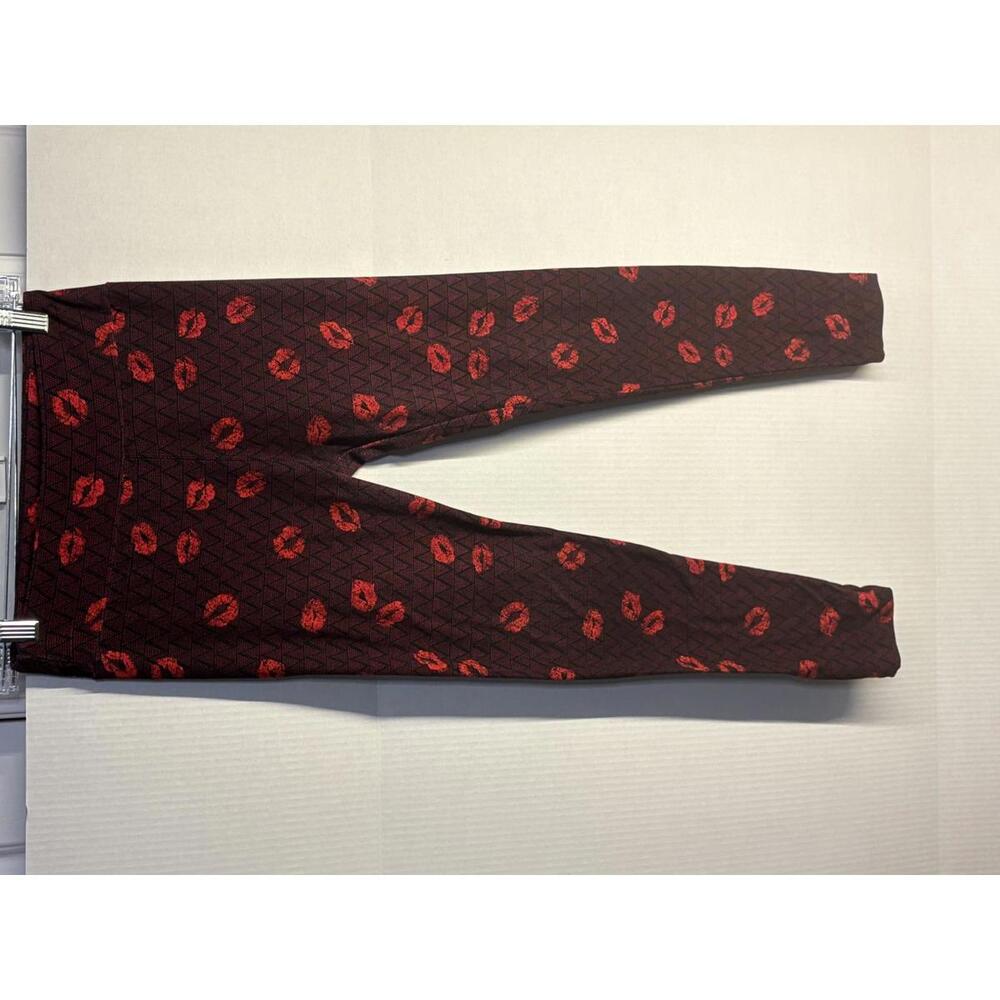 LuLaRoe OS Women's Black Leggings with Red Lip Print Pattern Best for 2-10 (125)